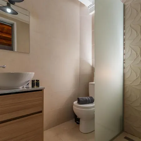 Veluna Maisonettes Appartamento *