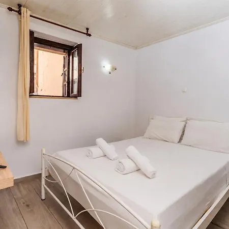Veluna Maisonettes Appartamento *