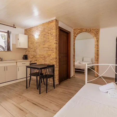Veluna Maisonettes Appartamento *
