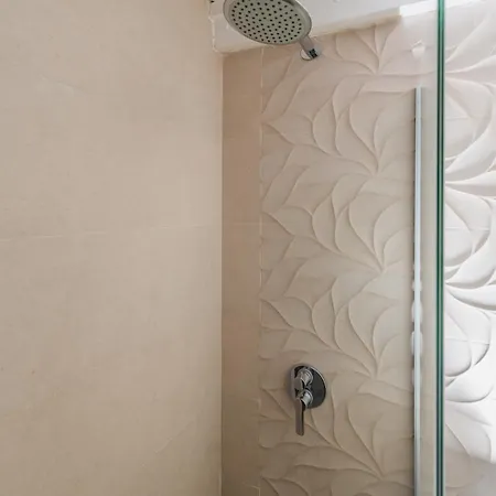 Veluna Maisonettes Апартаменти