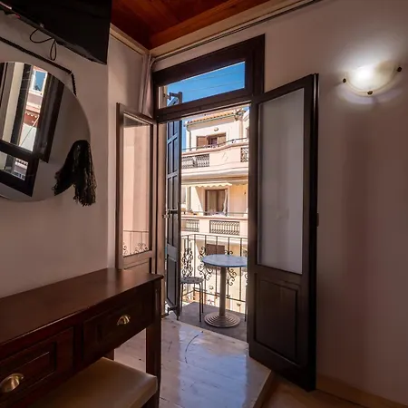 Апартаменти Veluna Maisonettes